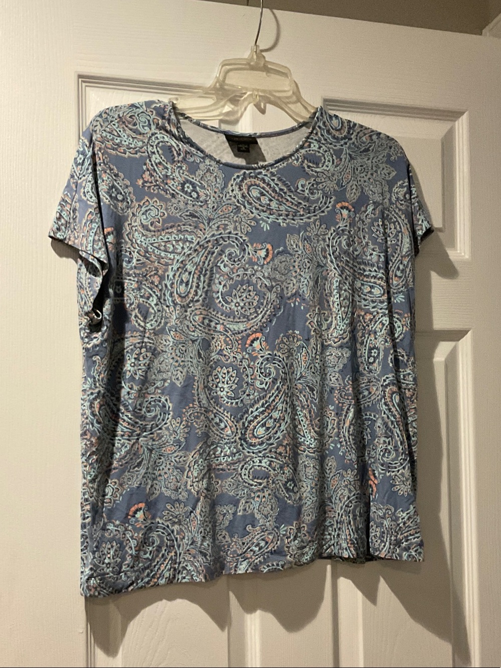 J. Jill Light Blue Paisley Short Sleeve Tee